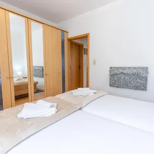 Apartment Lana, Baška