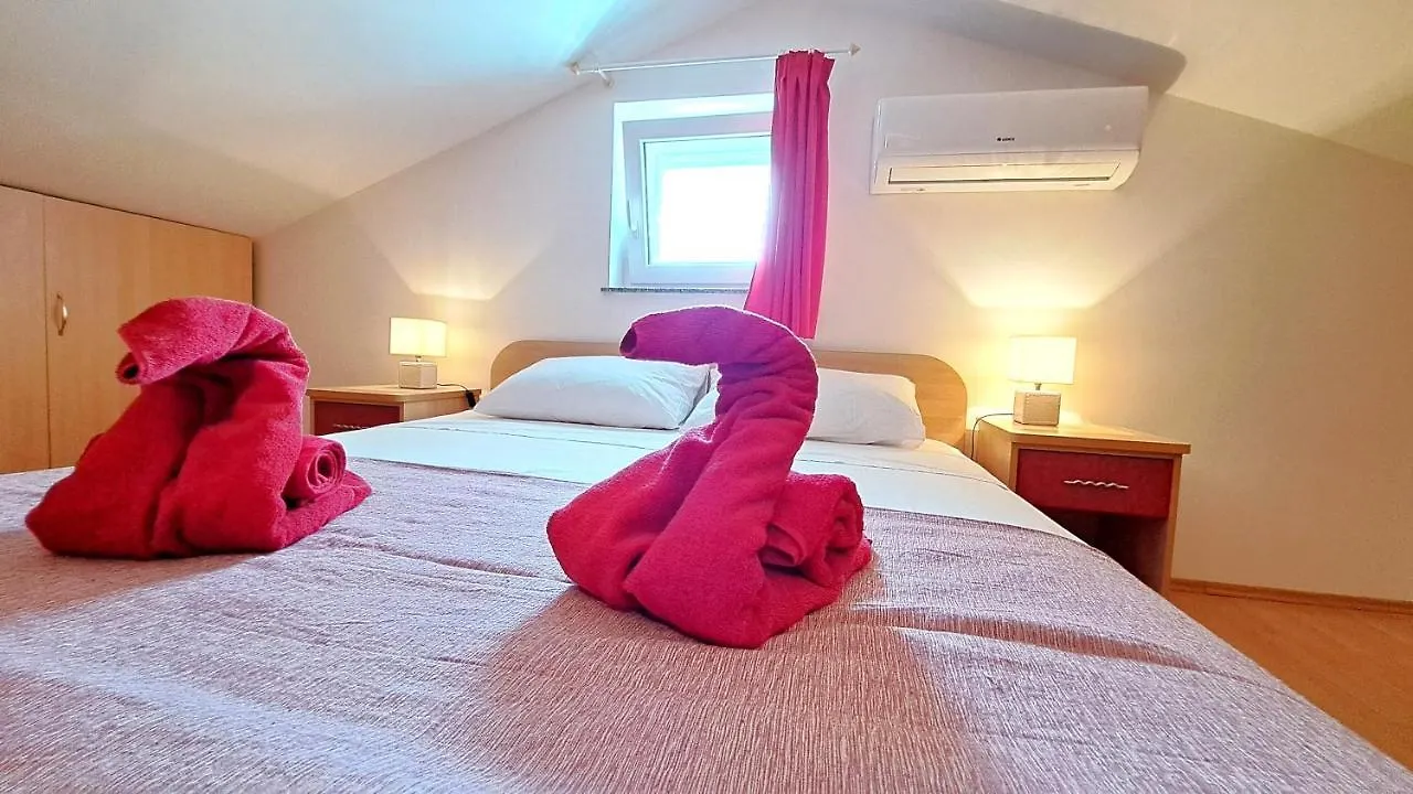 Apartments Kay Baška Chorvatsko